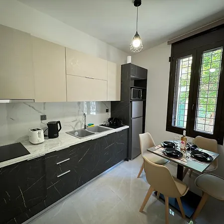 Akropolis Urban Retreat By Kozy Koala Lejlighed